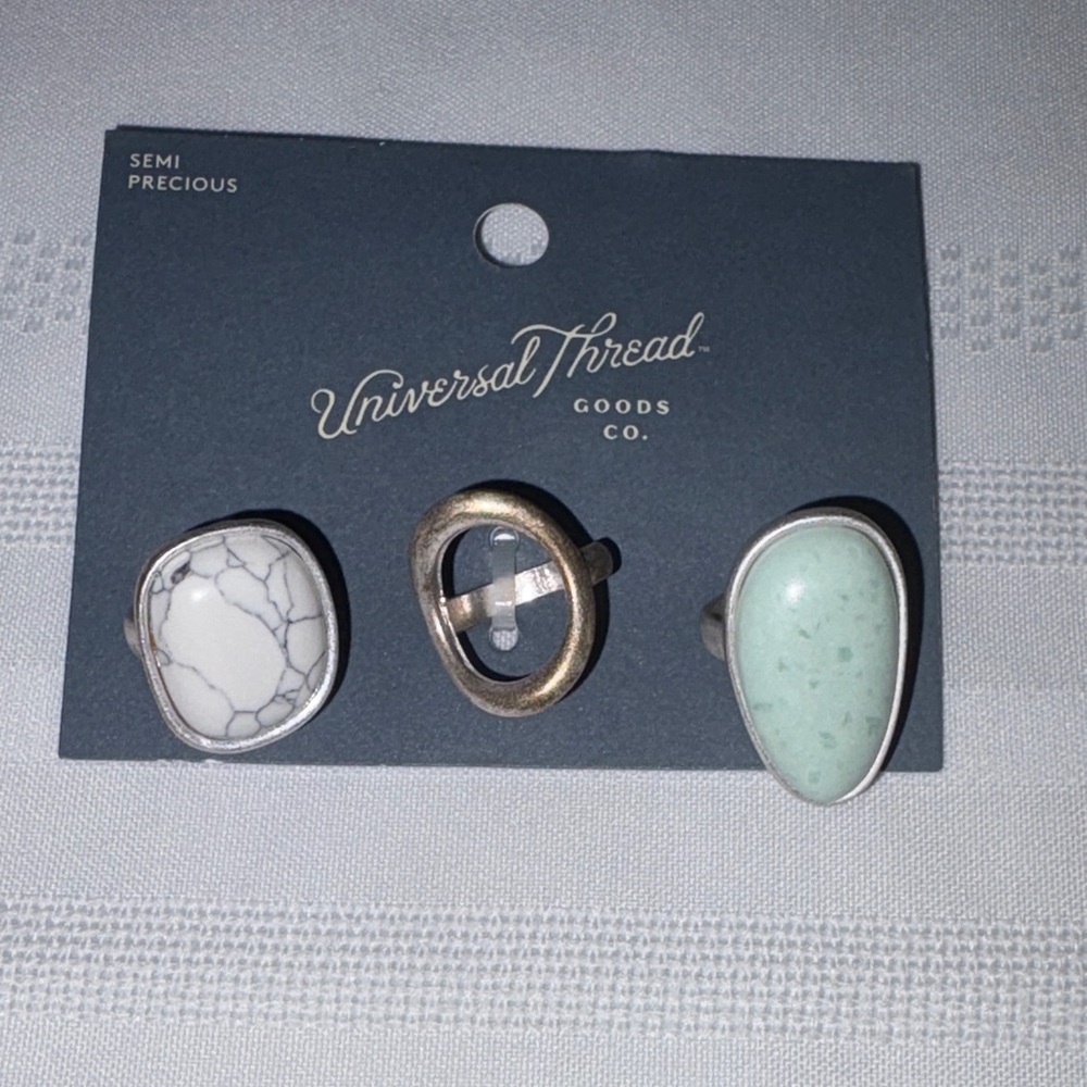 Universal Thread Semi-Precious Stone Ring Set